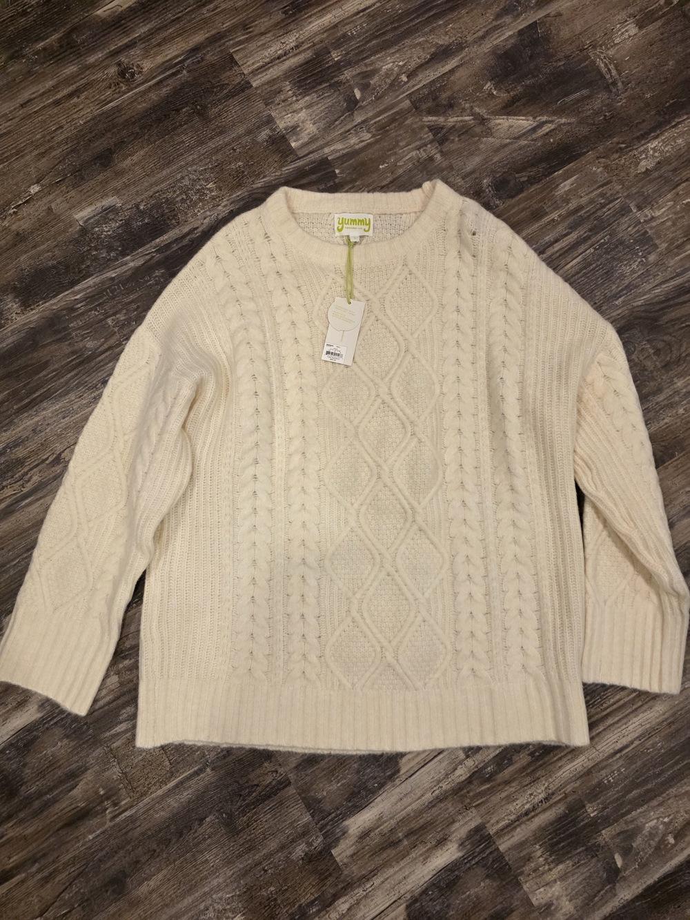 Yummy Ivory Cable Knit Women's Sweater